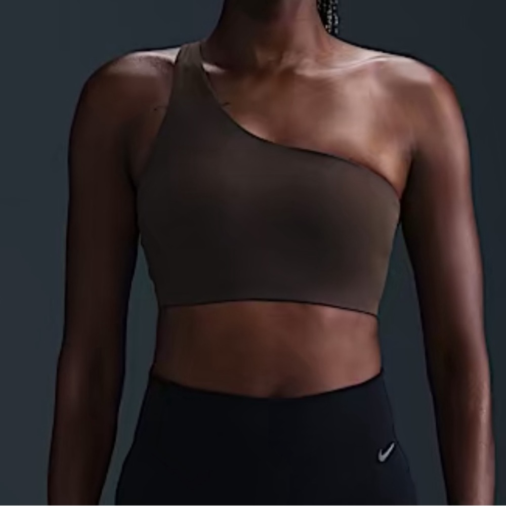NWT Nike Zenvy Asymmetrical Sports Bra